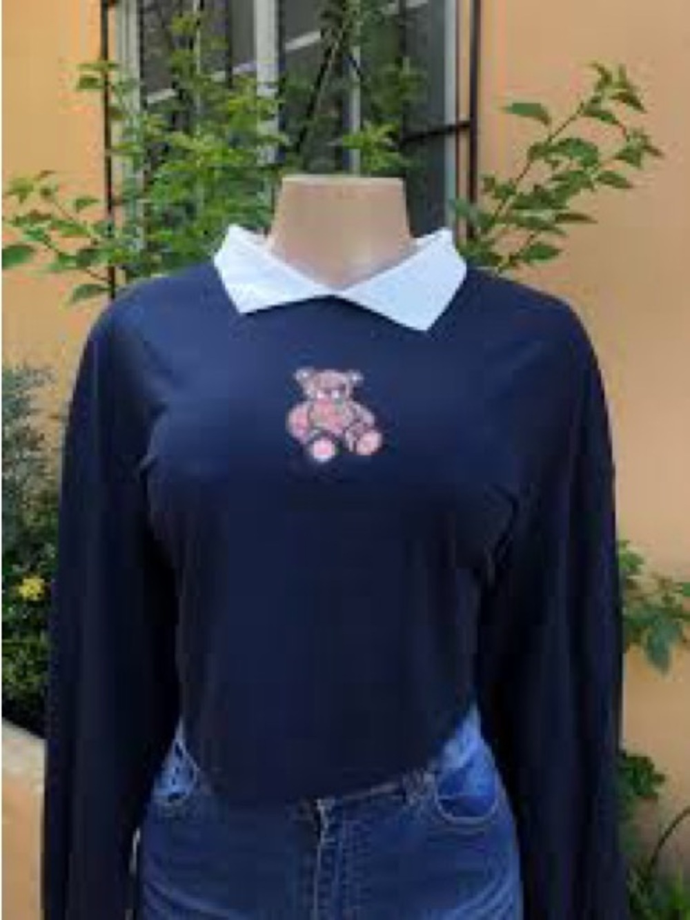 ROMWE navy blue crop sweatshirt light- material size medium